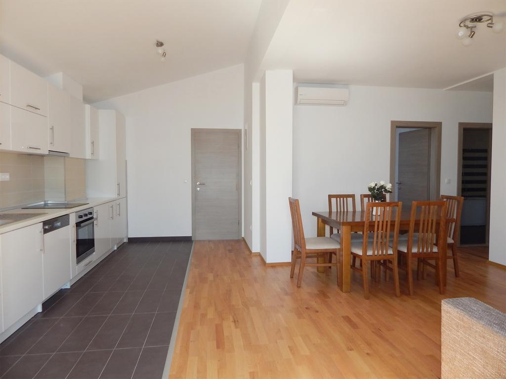 Apartments King بودْسْتغانا المظهر الخارجي الصورة